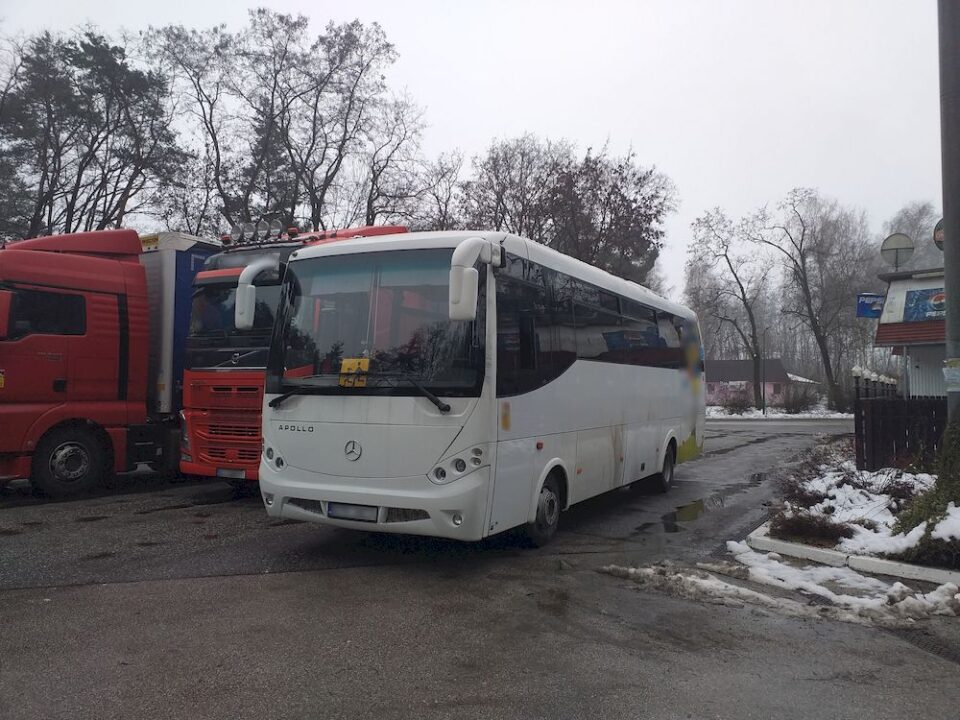 Autobusem na wycieczkę bez ważnej karty kierowcy